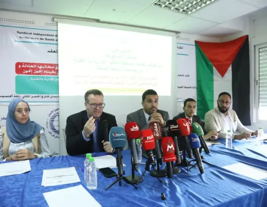 إداريو وتقنيو الصحة يلوّحون بالتصعيد ضد “الحكرة” والإقصاء (فيديو)