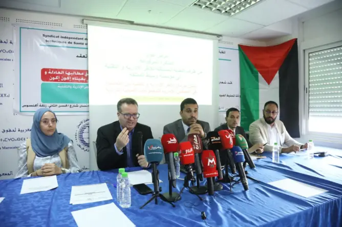 إداريو وتقنيو الصحة يلوّحون بالتصعيد ضد “الحكرة” والإقصاء (فيديو)