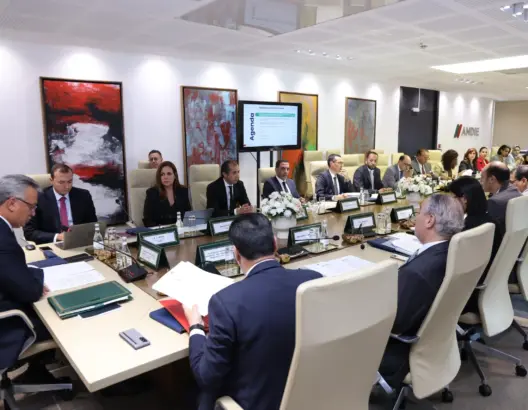 المغرب يصادق على اتفاقيات استثمارية بقيمة 200 مليار درهم في 2024
