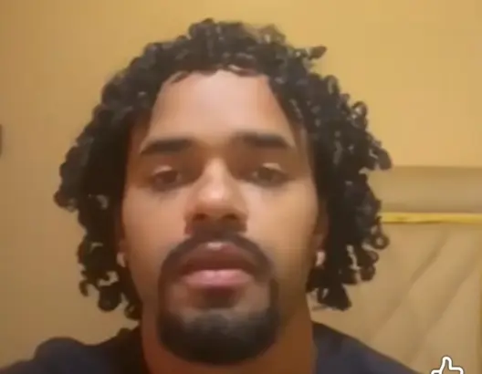 تركه عالقا في فندق منذ أيام.. صفقة البرازيلي باتيستا تضع رجاء بني ملال في ورطة