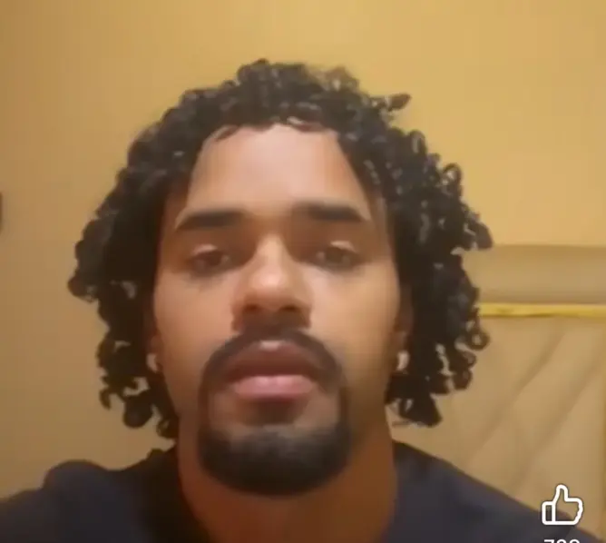 تركه عالقا في فندق منذ أيام.. صفقة البرازيلي باتيستا تضع رجاء بني ملال في ورطة