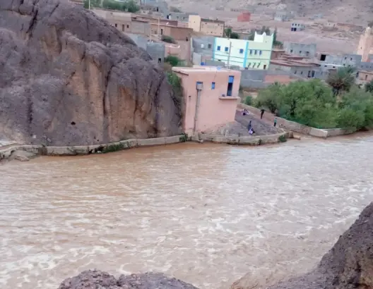 الظروف “القاسية” للتنقل المدرسي تؤجج الغضب بورزازات.. ومطالب بفك العزلة