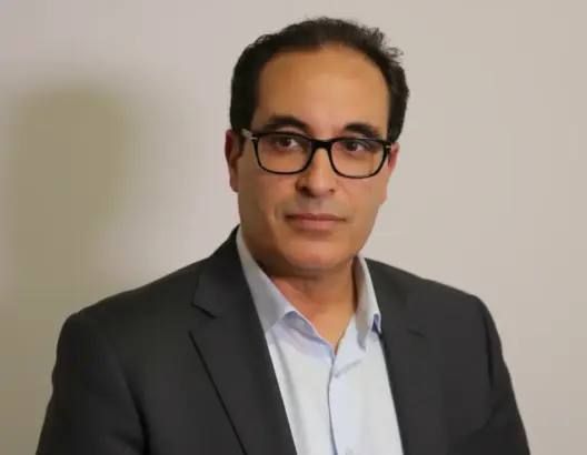 الدكتور مصطفى كرين