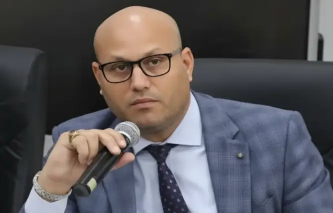 الأغلبية الحكومية والأغلبية البرلمانية أية علاقة؟