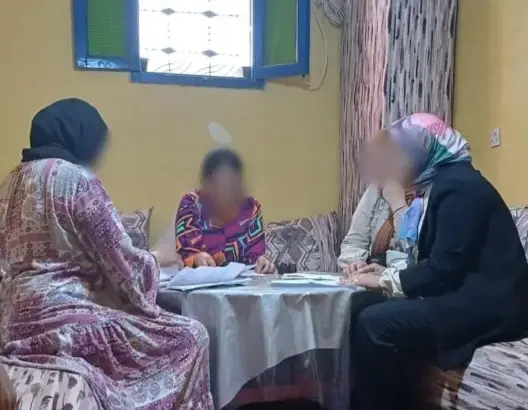 “نبقى تابعك حتى تنتحري”.. التحقيقات تتوسع في ملف انتحار فتاة بخنيفرة ولجنة تزور أسرتها