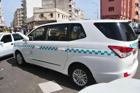ملف ضرائب “الطاكسيات” يعود للواجهة بالدار البيضاء.. والمهنيون يرفضون الدفع بدون مقابل