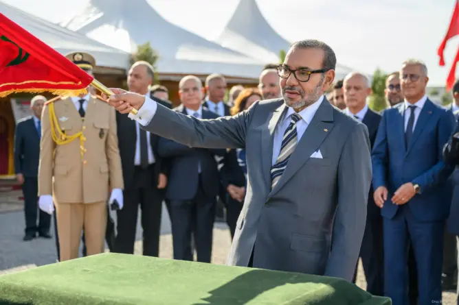 الملك محمد السادس يطلق مشاريع سككية ضخمة بالدار البيضاء بقيمة 20 مليار درهم