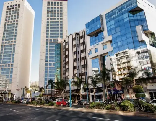 هندسة النظافة.. هكذا تحولت الدار البيضاء من مدينة “تغرق في النفايات” إلى نموذج في التدبير المفوض