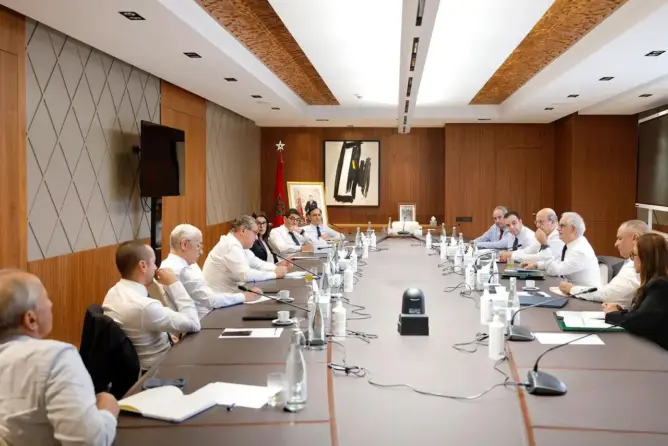 الأغلبية الحكومية تؤكد تفهمها لمطالب “التعبيرات الشبابية” وتلتزم بالإصلاح في الصحة والتعليم