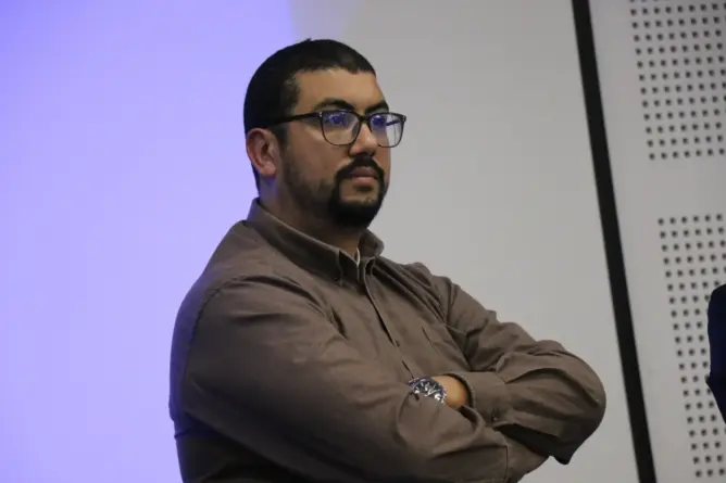 كيف أدت «فرنسة» تدريس المواد العلمية إلى تراجع مستويات التلاميذ؟ (الحلقة 1)