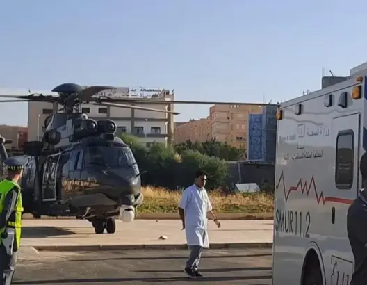 بعد بتر ساقه.. مروحية للدرك تنقل الشاب المصاب في احتجاجات “جيل Z” بوجدة إلى الرباط