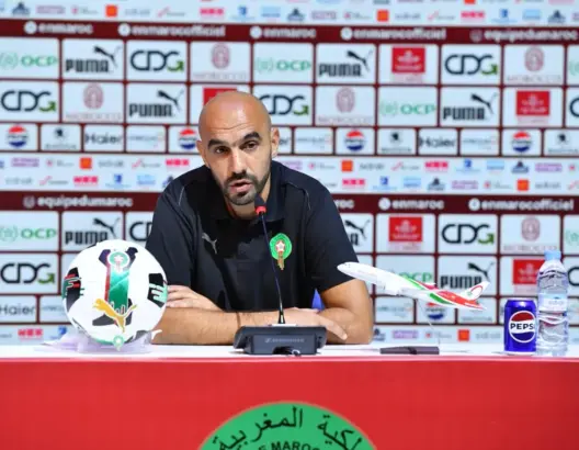 الركراكي: الكرة الوطنية وصلت إلى مستوى عالٍ.. وأهنئ الجميع بالانتصار الـ16 على التوالي