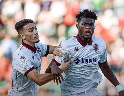 الوداد يهزم الكوديم بميدانه (3-1) وينفرد بصدارة البطولة الاحترافية