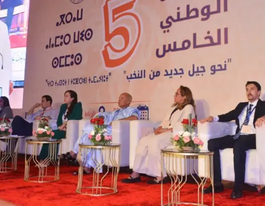 حزب “الأسد” يطلق نداءً لتجنيب المغرب “السكتة القلبية” ويطالب بعفو ملكي عن معتقلي الحراكات
