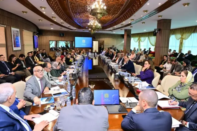 النقابات بالمستشارين تحذر من “خوصصة العلاج” وتطالب بمستشفيات تحفظ كرامة المغاربة
