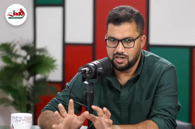 اقتادوني مكبّل اليدين وقلبي مع غزة..  الصحافي آيت ياسين يروي جحيم الاعتقال بسجون إسرائيل (فيديو)