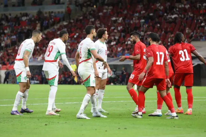 لاعبو المنتخب: مواجهة البحرين اختبار مهم قبل “الكان” ونعد المغاربة بالقتال على اللقب (فيديو)