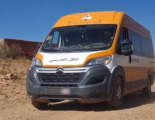 النقل المدرسي بإزناكن.. معاناة لا تتوقف