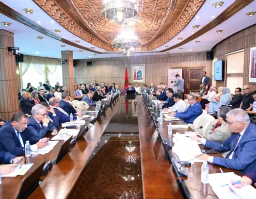 بعد الضغط البرلماني.. مجلس المستشارين يؤجل مناقشة مشروع قانون الصحافة