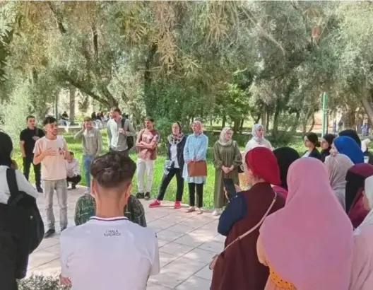 طلبة “إجازة التميز في العمل الاجتماعي” يحتجون ببني ملال للمطالبة بسلك ماستر