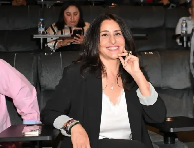 الخمليشي: الإنتاج كان حلمي المؤجل.. وبكيت حين رأيت نفسي على الشاشة