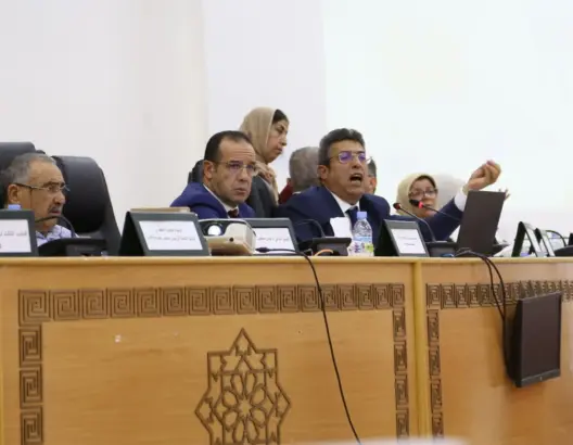 المعارضة تسقط ميزانية جماعة فاس والصراع يحتد بين أحزاب التحالف