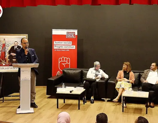 مركز يقدم نتائج دراسة ميدانية حول أولويات الشباب ومطالب الجيل الجديد
