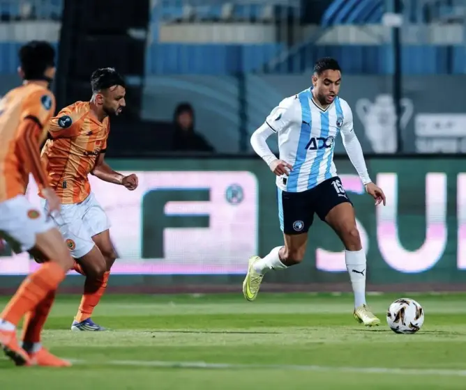 الشيبي يقود بيراميدز لتحقيق كأس السوبر الإفريقي على حساب نهضة بركان