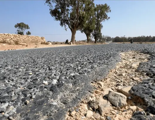 رداءة الأشغال بالطريق الوطنية بولاد رحمون بأزمور