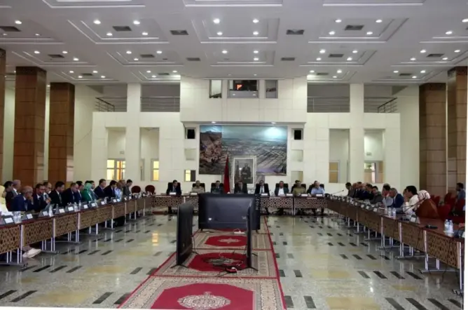 والي بني ملال يدعو إلى تحيين مخطط مكافحة آثار موجة البرد