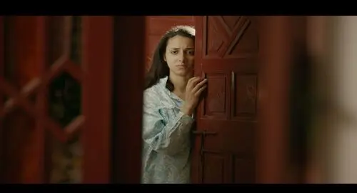 بين الزهايمر والحنين.. فيلم “شذرات” يجمع شظايا الذاكرة على شاشة السينما