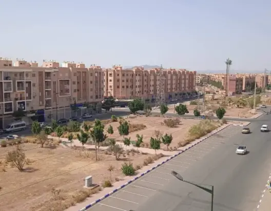 غياب النقل الحضري يرهق ويثقل كاهل سكان ثلاث تجزئات في قلب مراكش منذ 2021