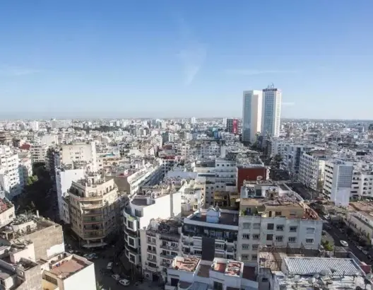 بيضاويون ينتفضون ضد “التنطيق الصناعي”.. مصانع وسط الأحياء تجر انتقادات على الوكالة الحضرية