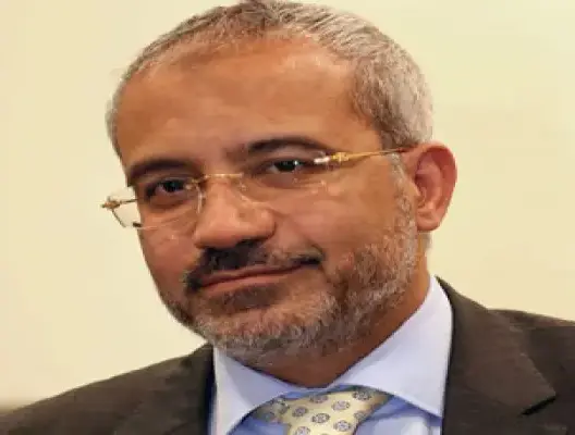 مراد علي: لهذا فرنسا مسيطرة علينا
