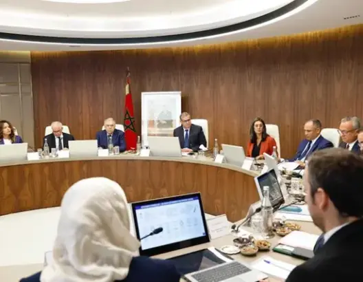 المغرب يربط ترشيد النفقات بالاستثمار لمواجهة “الهدر البيروقراطي” وخفض المديونية