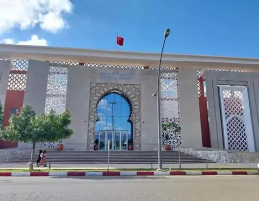 الحبس موقوف التنفيذ لرئيس المجلس العلمي المحلي لخنيفرة بتهمة التزوير