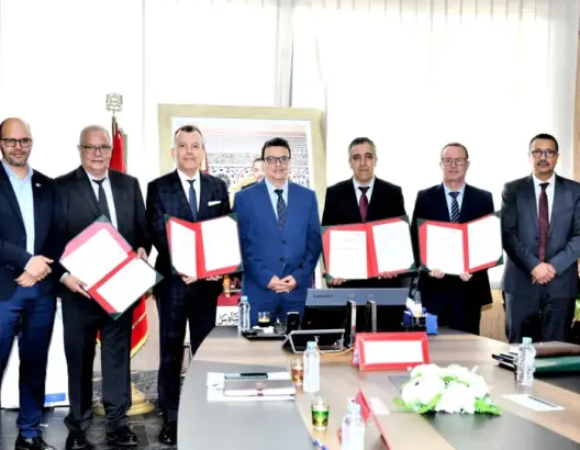 اتفاقية شراكة بين وزارة الصحة و”UM6P Hospitals” للنهوض بالخدمات الطبية بإقليم الرحامنة