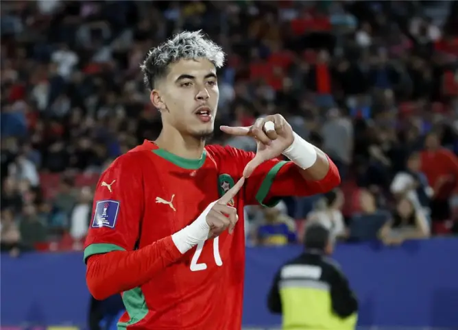 على رأسها برشلونة.. الزابيري يجذب انتباه كشّافي الأندية الأوروبية