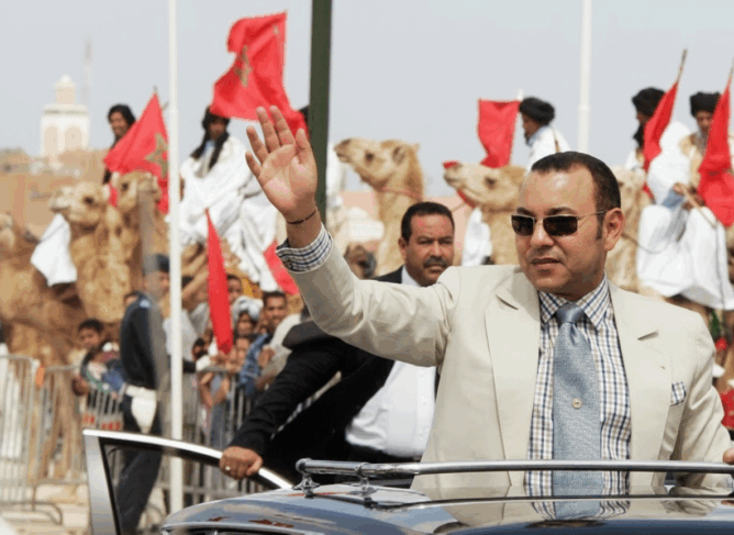 زيارة محمد السادس لمدينة العيون