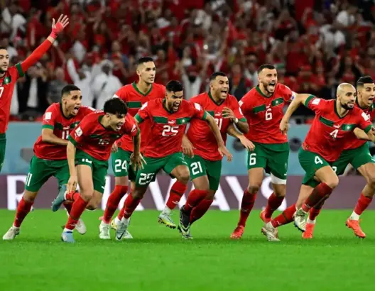 أندية كروية ولاعبو المنتخب وجامعة الكرة يهنئون المغاربة بقرار مجلس الأمن حول الصحراء