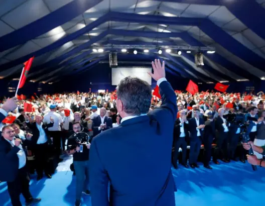 قرار التنحي فتح باب التأويلات.. لماذا اختار أخنوش “المغادرة” قبل تشريعيات 2026؟
