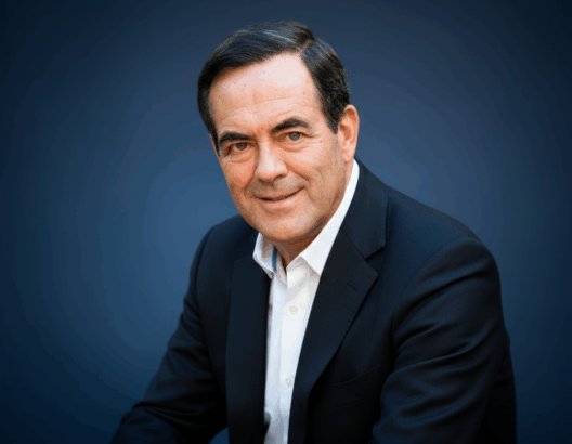 خوسيه بونو، وزير الدفاع الإسباني الأسبق ورئيس مجلس النواب سابقا