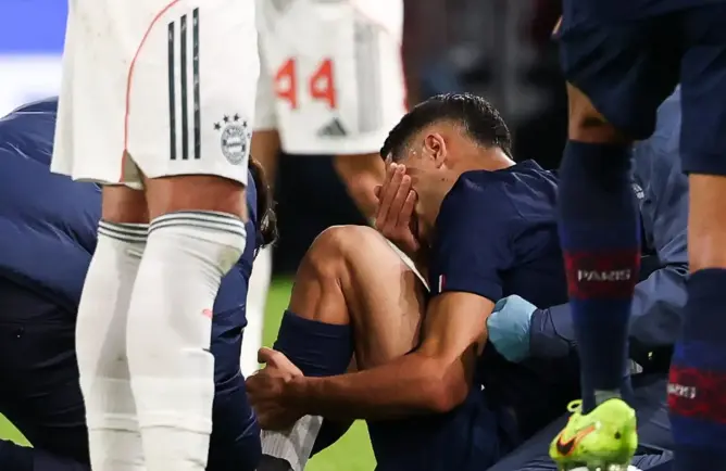 صحيفة “ماركا”: حكيمي سيغيب لشهريْن ولن يخوض كأس أفريقيا