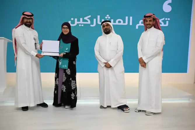 أصغر مشاركة.. المغربيان يايموت والعيساوي يتنافسان على لقب “قارئ العام” بين 6 متأهلين عرب