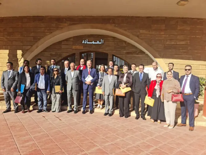 باحثون مغاربة وبرتغاليون يناقشون بكلية الحقوق بسلا التعاون الأكاديمي بين البلدين (صور)