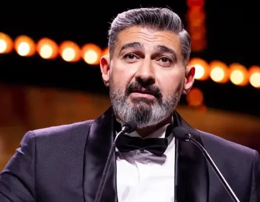 تصريح عفوي لياسر جلال عن “حرب 67” يفجر أزمة إعلامية بين مصر والجزائر ويجر اعتذارا علنيا