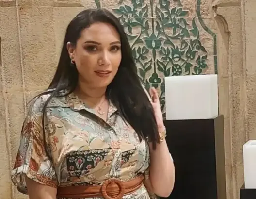 لبنى الشكلاط تخوض تجربة جديدة في دراما التراث بمسلسل “حكايات شامة”