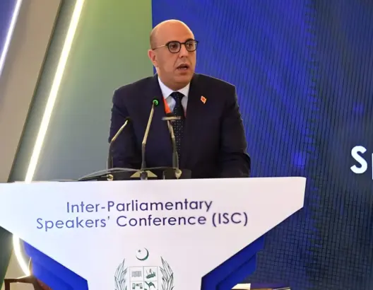 ولد الرشيد يبرز من “إسلام آباد” جهود الملك محمد السادس في دعم السلم والأمن والتنمية