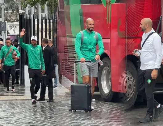 لحظات وصول المنتخب الوطني لطنجة