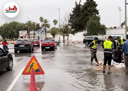 انفجار أنبوب يتسبب في ضياع الماء الصالح للشرب بفاس
